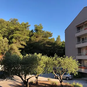Grand à Entre Et Appartement